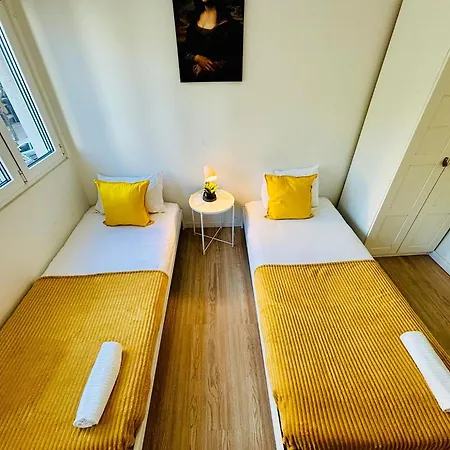 The Crespo House - 2f - & * Lissabon