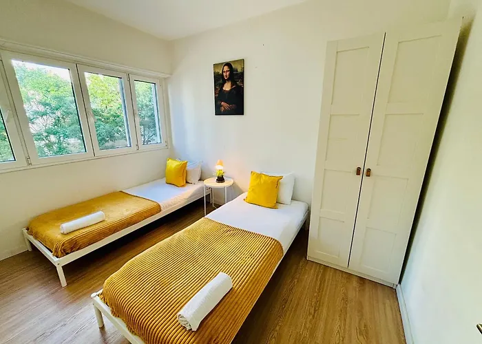 The Crespo House - 2f - & Apartamento Lisboa